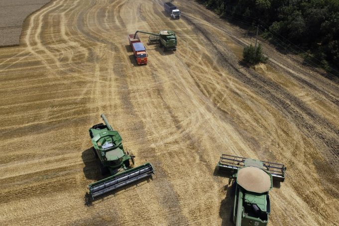 UN: War in Ukraine to hurt poor nations importing grain.