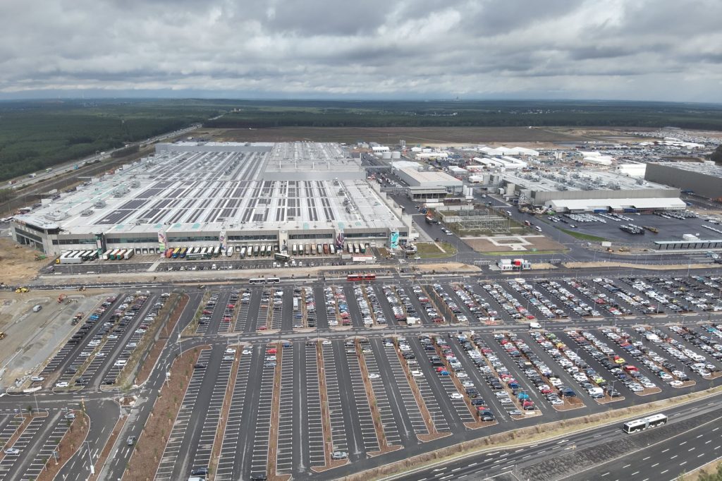 Teslas Value Surpasses Ford and General Motors Combined