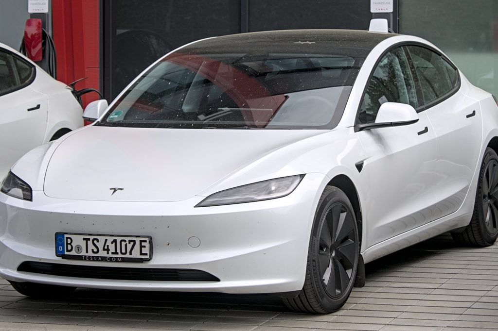 Tesla Shanghai Gigafactory Becomes Export Hub