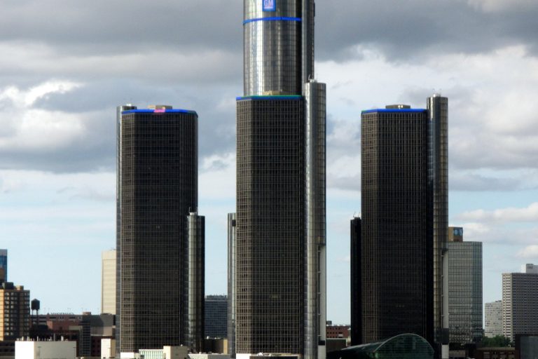 GM, Toyota Shutter China Plants as Coronavirus Spreads