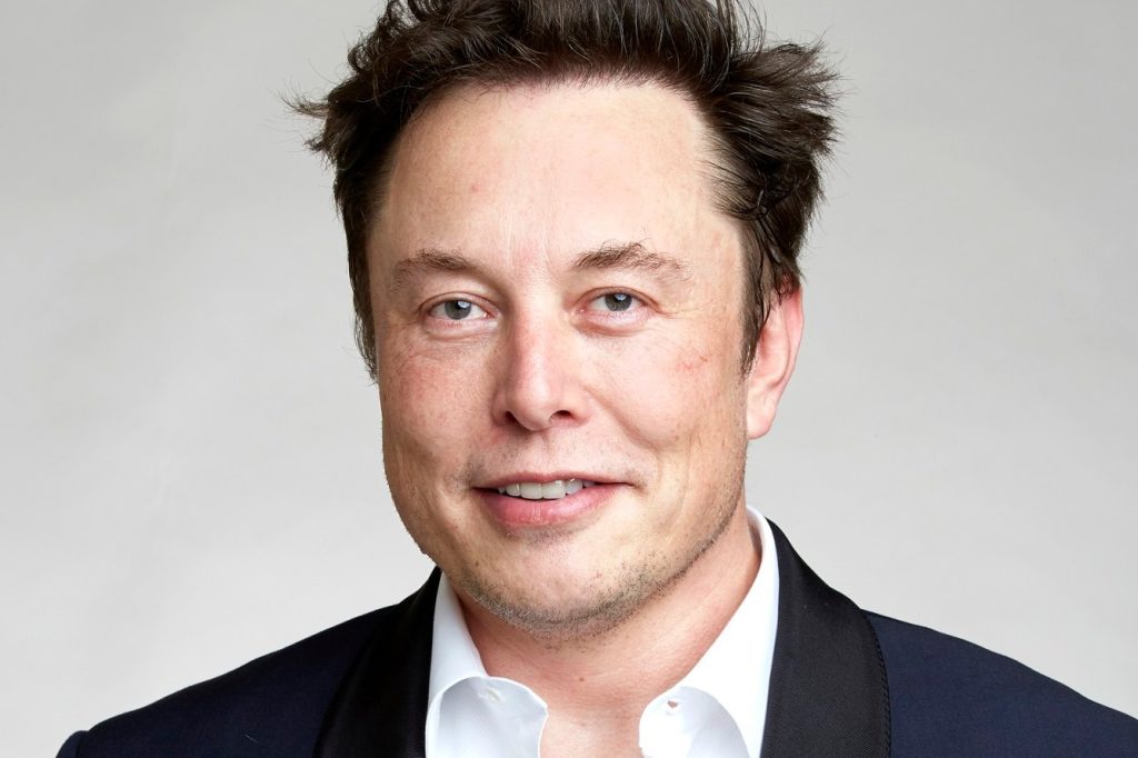 US Launches Formal Probe into Teslas Autopilot Safety Features