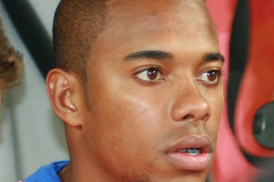 Brazilian Football Star Robinho Begins Serving Nine-Year Sentence