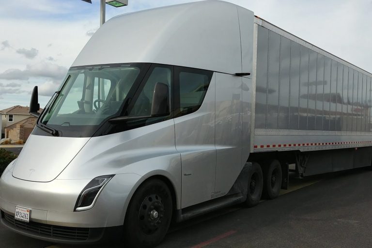 Tesla Sets April 2026 Start for Electric Semi Volume Production