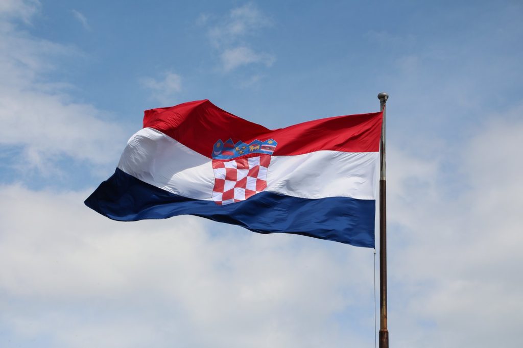 Croatian fans in Philadelphia join American couples wedding photos