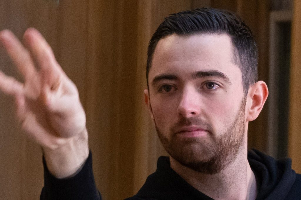 Humphries beats Littler 8-7 to defend US Darts Masters title