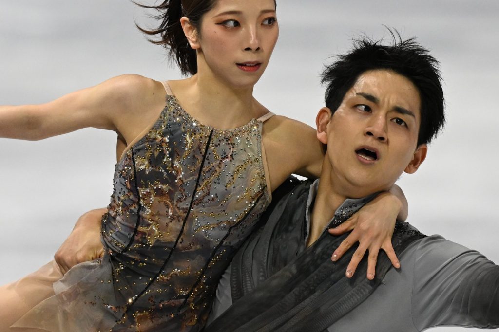 Japan\u2019s Pairs Skaters End Gold Drought in Economic Uncertainty
