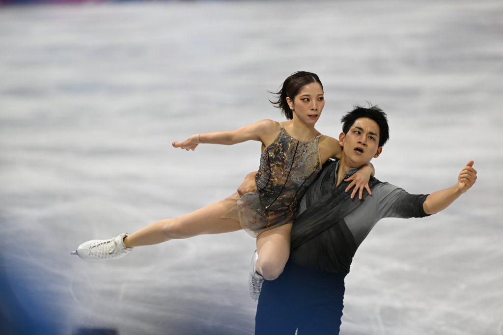 Japans Pairs Skating Gold Ends 42-Year Drought, Inspires Nation