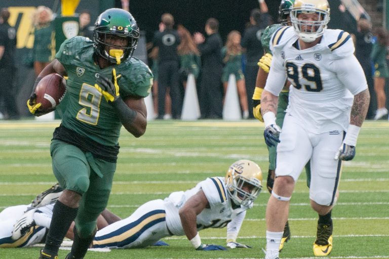 Oregon vs Portland State streams free on DAZN for international fans