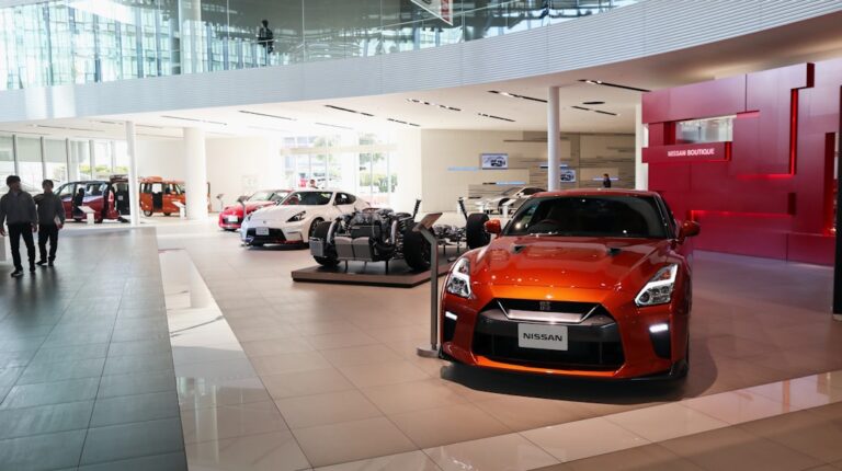 China Car Sales Collapse 90% as Virus Shuts Showrooms