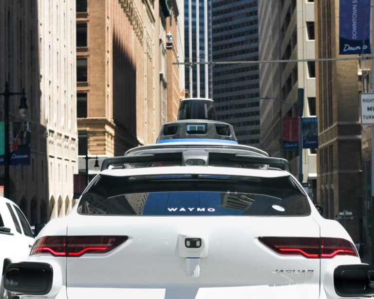 Waymo Expands Paid Robotaxi Services Across Ten US Cities Nationwide