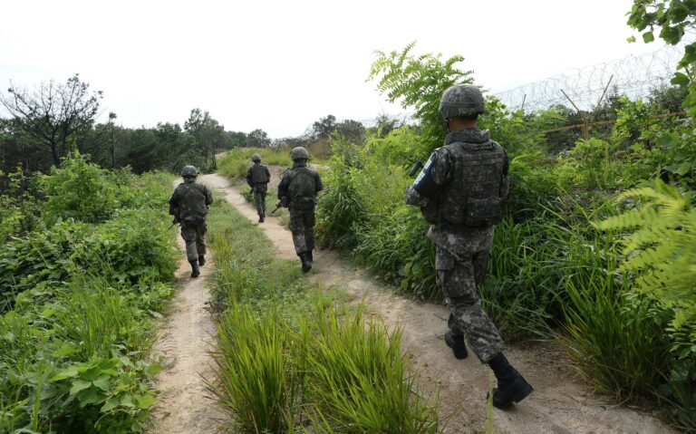 Three South Korean Soldiers Injured in DMZ Operation