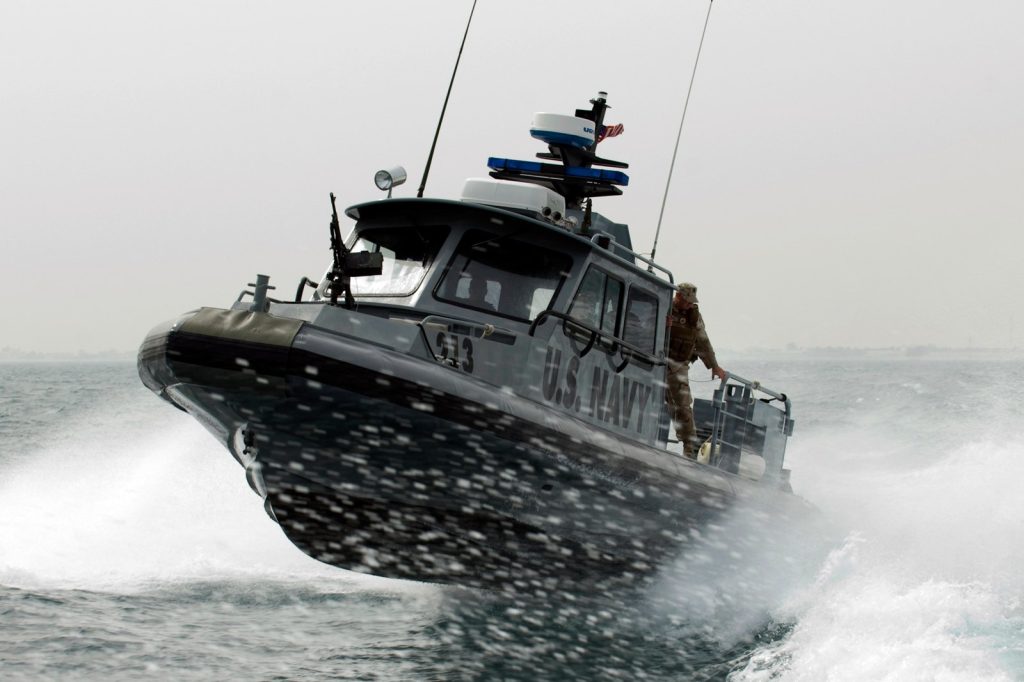 U.S. Military Escorts 1.25 Billion Barrels of Gulf Oil Through Strait of Hormuz Amid Tensi