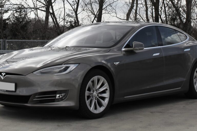 Tesla’s Model S and Model X Drive Luxury EV Sales Above $100,000