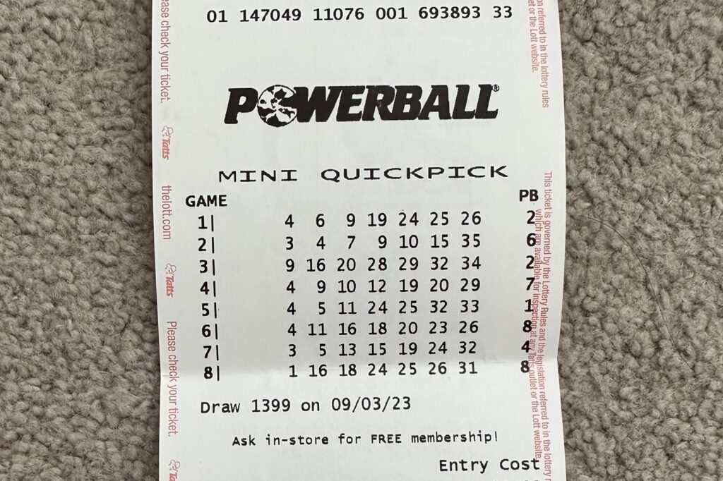 Why Rising Powerball Jackpots Drive Player Psychology and State Revenue