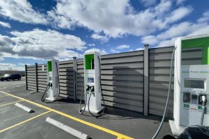 Analyzing the Current State and Expansion of US Electric Vehicle Charging Infrastructure