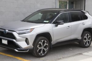 How a Software Glitch in Toyota’s RAV4 Plug-in Hybrid Triggers System Shutdowns